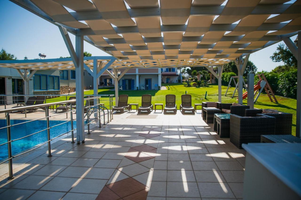 Mesogeios Hotel Marathópolis Exterior foto
